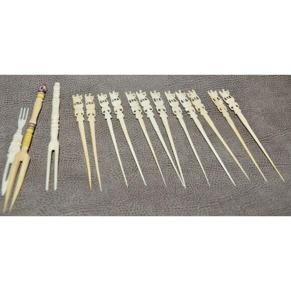 Vtg mixed lot Barware Celluloid plastic Cocktail Picks Appetizer Asian Lattice - Picture 9 of 11